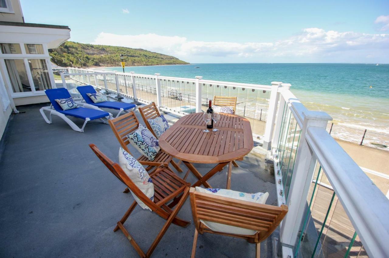 Garden Apartment, 2 Pilots Point Totland Exterior foto