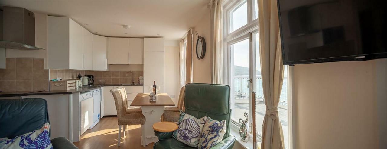 Garden Apartment, 2 Pilots Point Totland Exterior foto